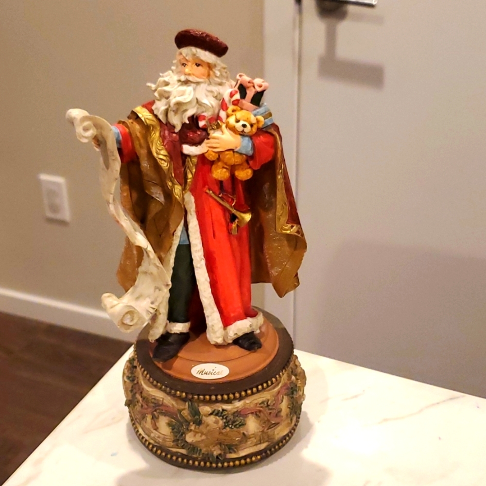 RARE 9" Musical Santa from The Summit Collection - 12 days of Christmas 🎄